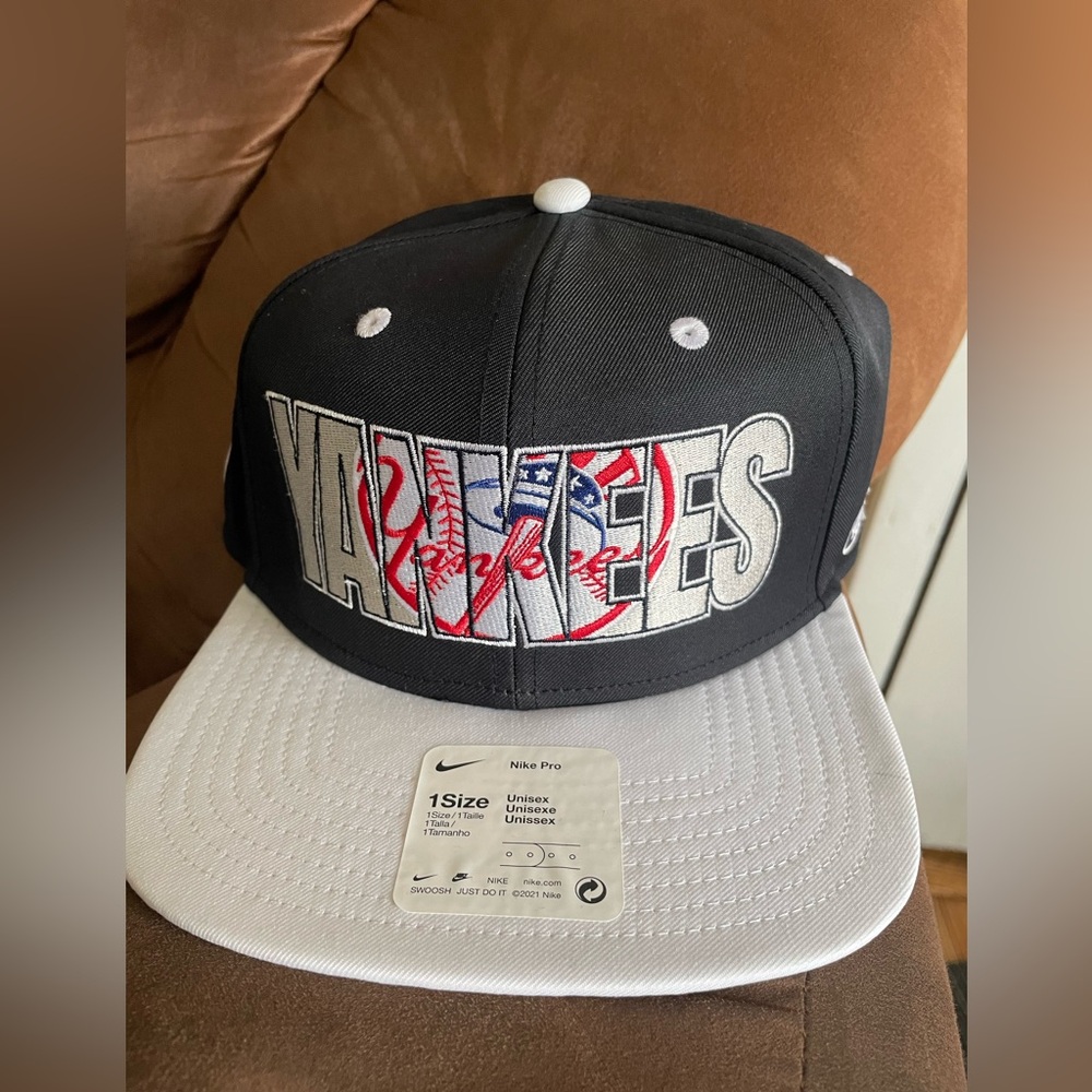 New York Yankees Nike MLB SnapBack hat